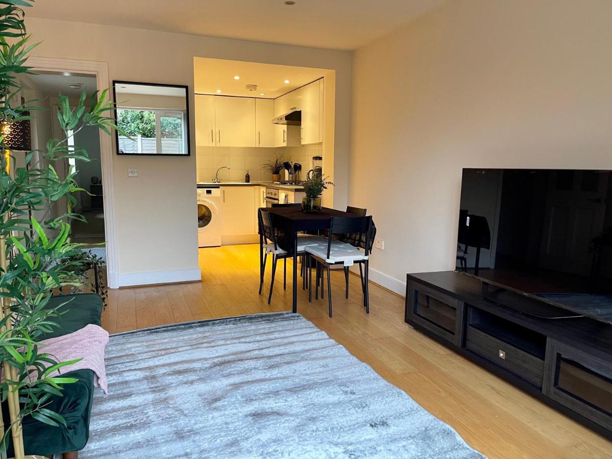 Mapesbury Dell Apartment London Bagian luar foto
